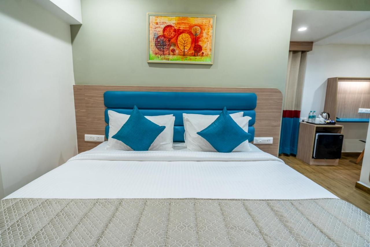 Viera Elite - Jubilee Hills Hotel Hyderabad Exterior photo